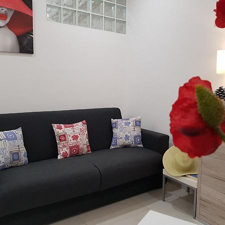 Martin Holiday Apartments Giardini-Naxos Chambre photo