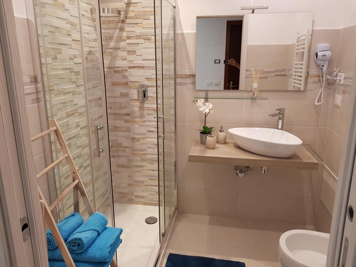 Martin Holiday Apartments Giardini-Naxos Extérieur photo